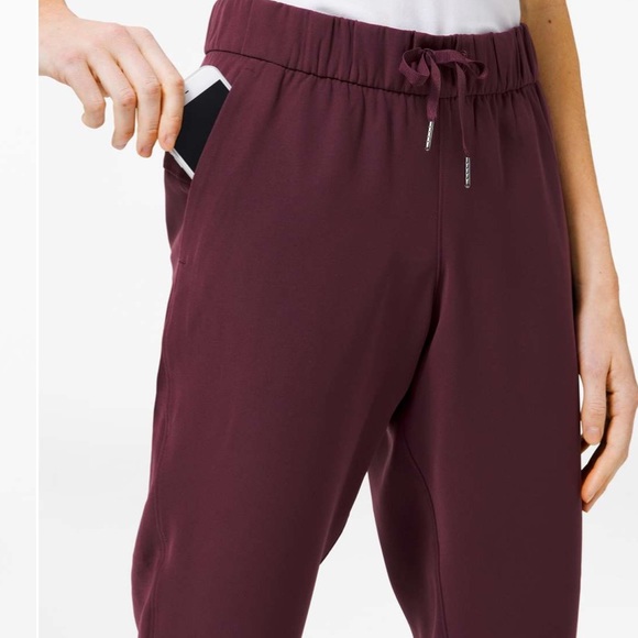 Lululemon cassis woven on the fly jogger size 6 - Picture 3 of 7